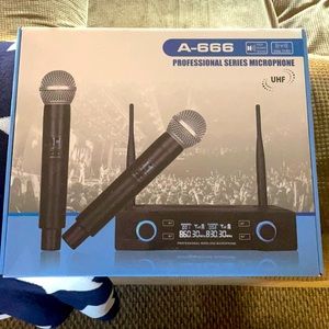 Brand new microphones!!